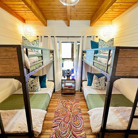 Family Chalet With Sauna, Hottub, Heavenly Views! Mins To Downtown! Gatlinburg Bagian luar foto
