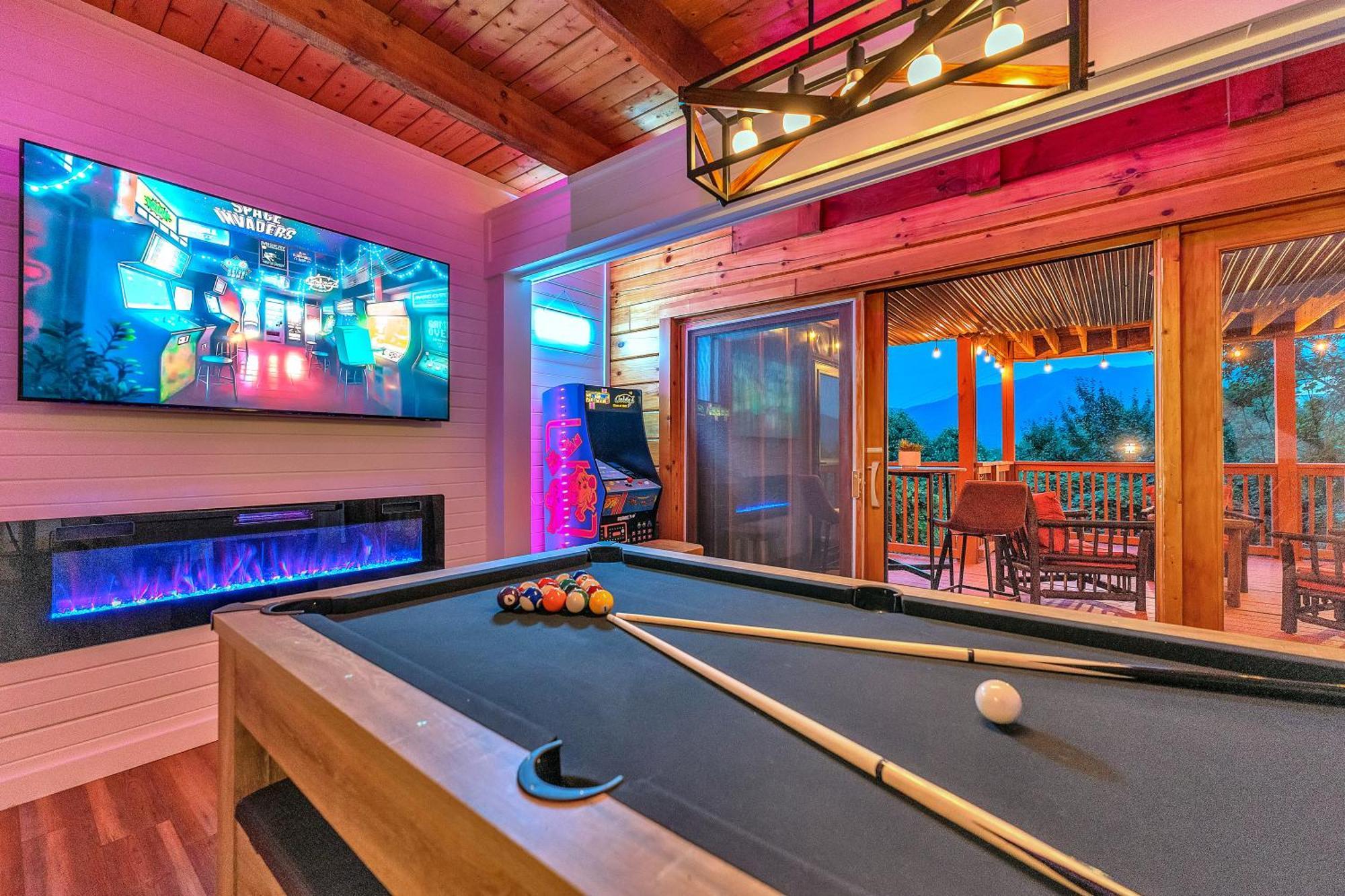 Family Chalet With Sauna, Hottub, Heavenly Views! Mins To Downtown! Gatlinburg Bagian luar foto