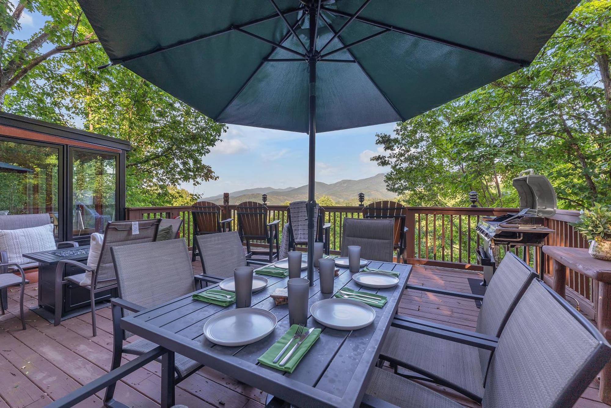 Family Chalet With Sauna, Hottub, Heavenly Views! Mins To Downtown! Gatlinburg Bagian luar foto